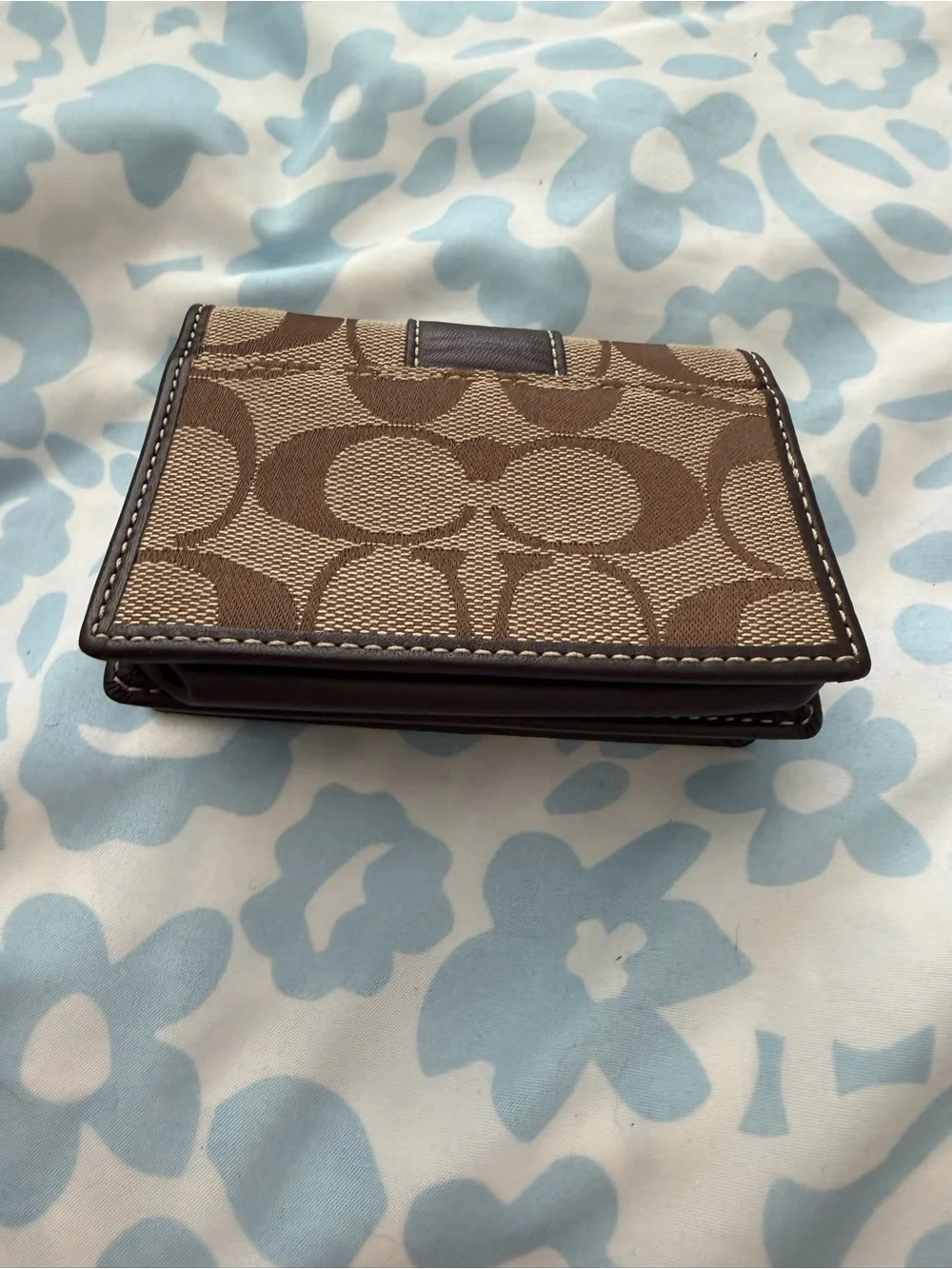 Coach compact card